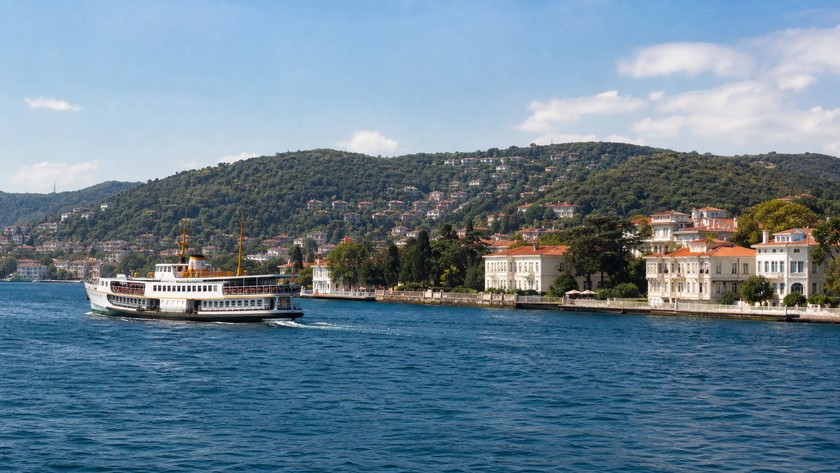 Adalar Gezilecek Yerler: Büyükada, Heybeliada, Burgazada ve Kınalıada Rehberi