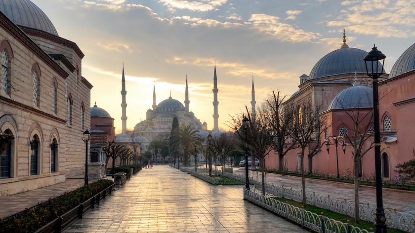 Bir Gün Tarihi Yarımada