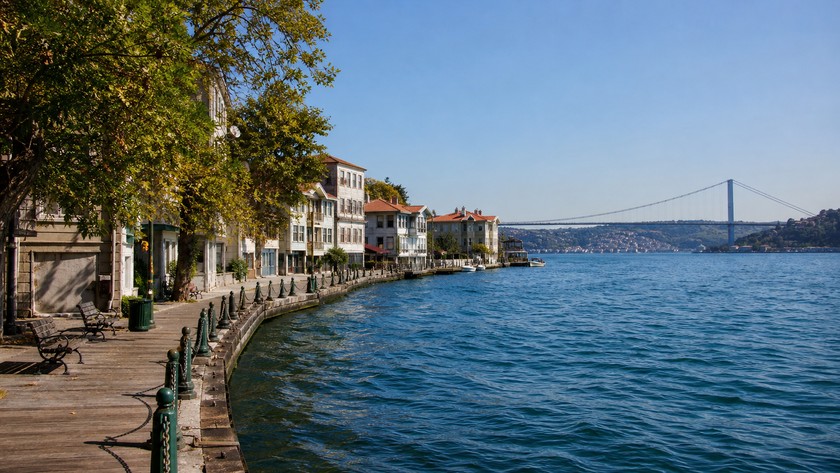 Büyükdere Sahili
