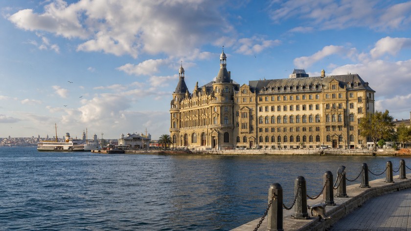 Haydarpaşa Garı çevresi ve Kadıköy sahil manzarası