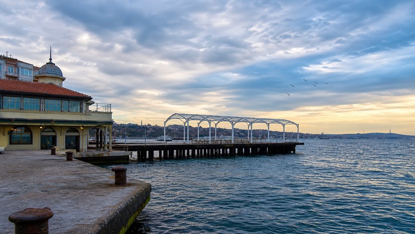 Moda İskelesi çevresi ve deniz manzarası
