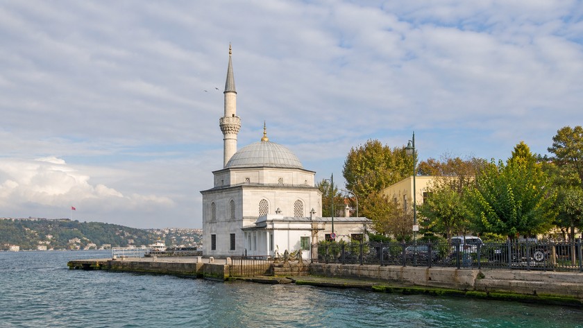 Şemsi Paşa Camii
