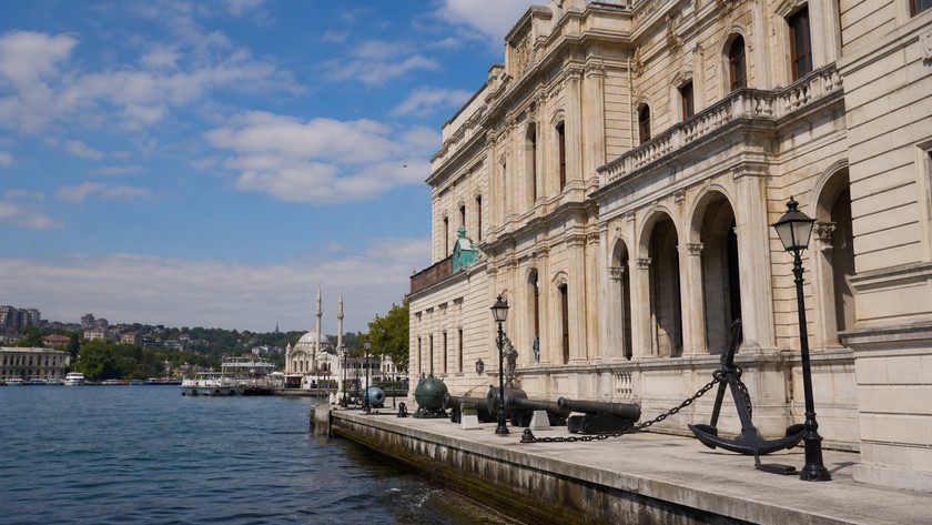 İstanbul Deniz Müzesi Rehberi: Beşiktaş'ta Denizcilik Tarihi ve Ziyaret Planı
