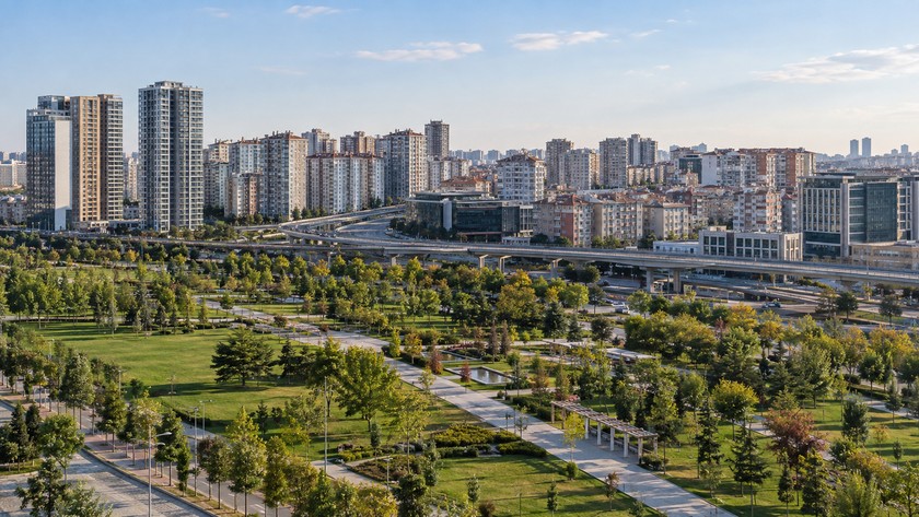 Bayrampaşa Gezilecek Yerler: Şehir Parkı, Kültür Durakları ve Mahalle Rotası