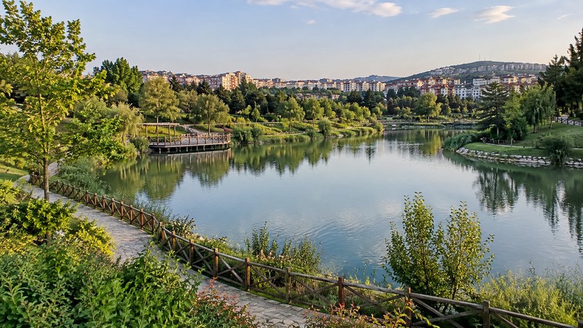 Sultanbeyli Gölet Parkı