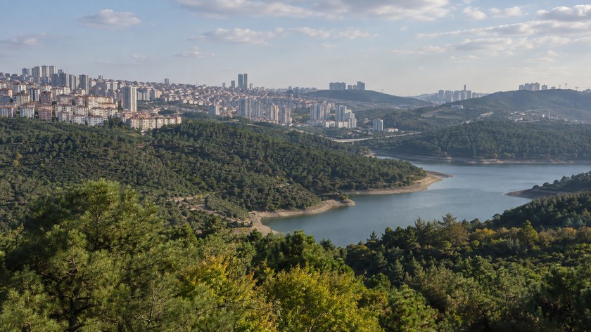 Sultangazi Gezilecek Yerler: Gazi Kent Ormanı, Alibey Barajı ve Tarihî Su Yolları