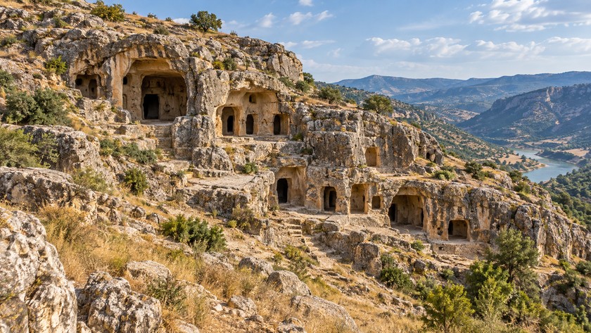 İnceğiz kaya oyma cepheleri